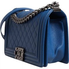 Bolsa de ombro média Chanel Blue Lambskin de couro com corrente dupla