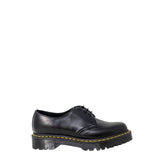 Dr. Martens Oxfords e Derby de couro preto