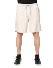 Bermuda masculina com logo off-white Brunello Cucinelli e shorts de moletom