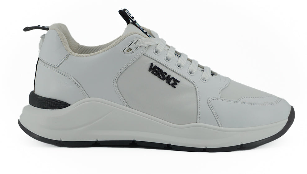 Tênis Versace Sleek em couro de bezerro branco