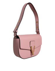 Bolsa de ombro transversal com logotipo em couro de bezerro granulado rosa Versace