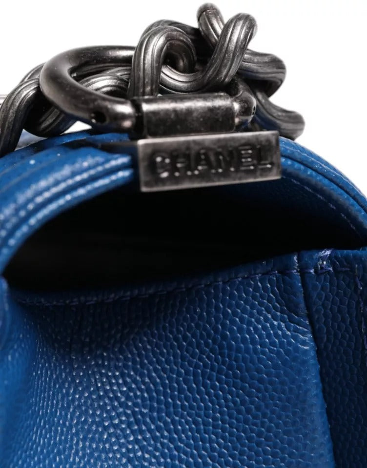 Bolsa de ombro média Chanel Blue Lambskin de couro com corrente dupla