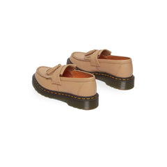 Sapato baixo de couro bege Dr. Martens