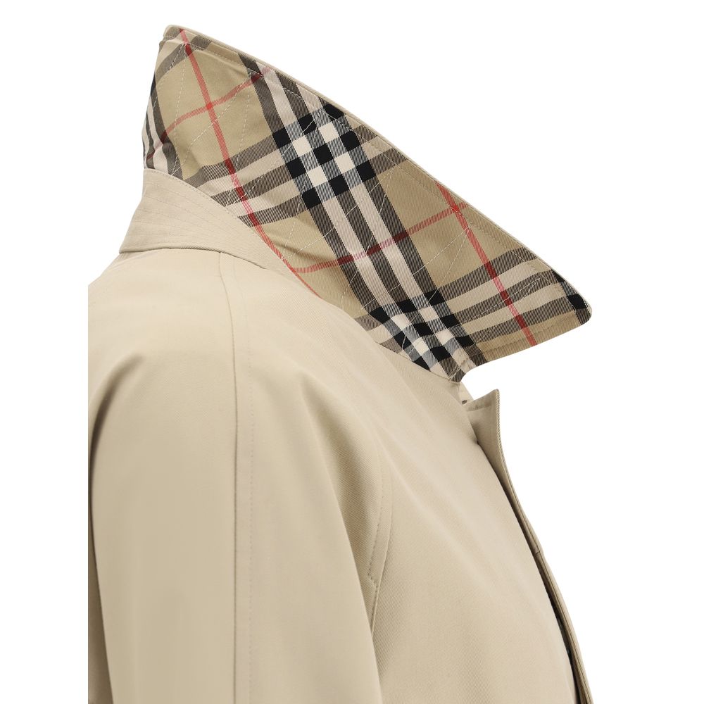 Casaco Burberry com abotoamento