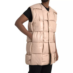 Jaqueta de couro de bezerro acolchoada sem mangas Bottega Veneta bege