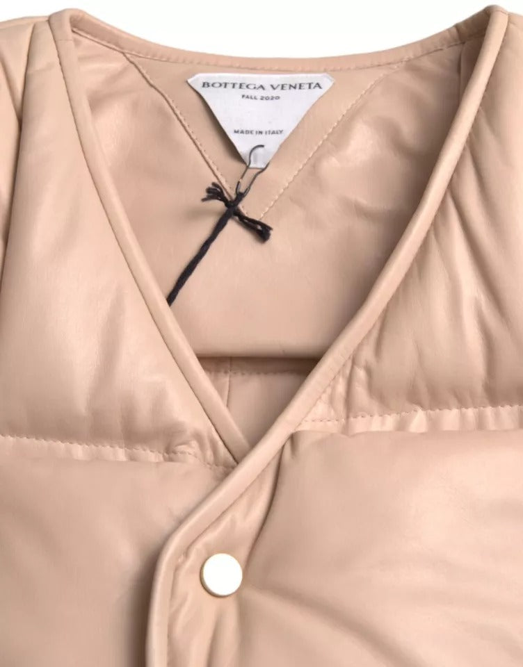 Jaqueta de couro de bezerro acolchoada sem mangas Bottega Veneta bege