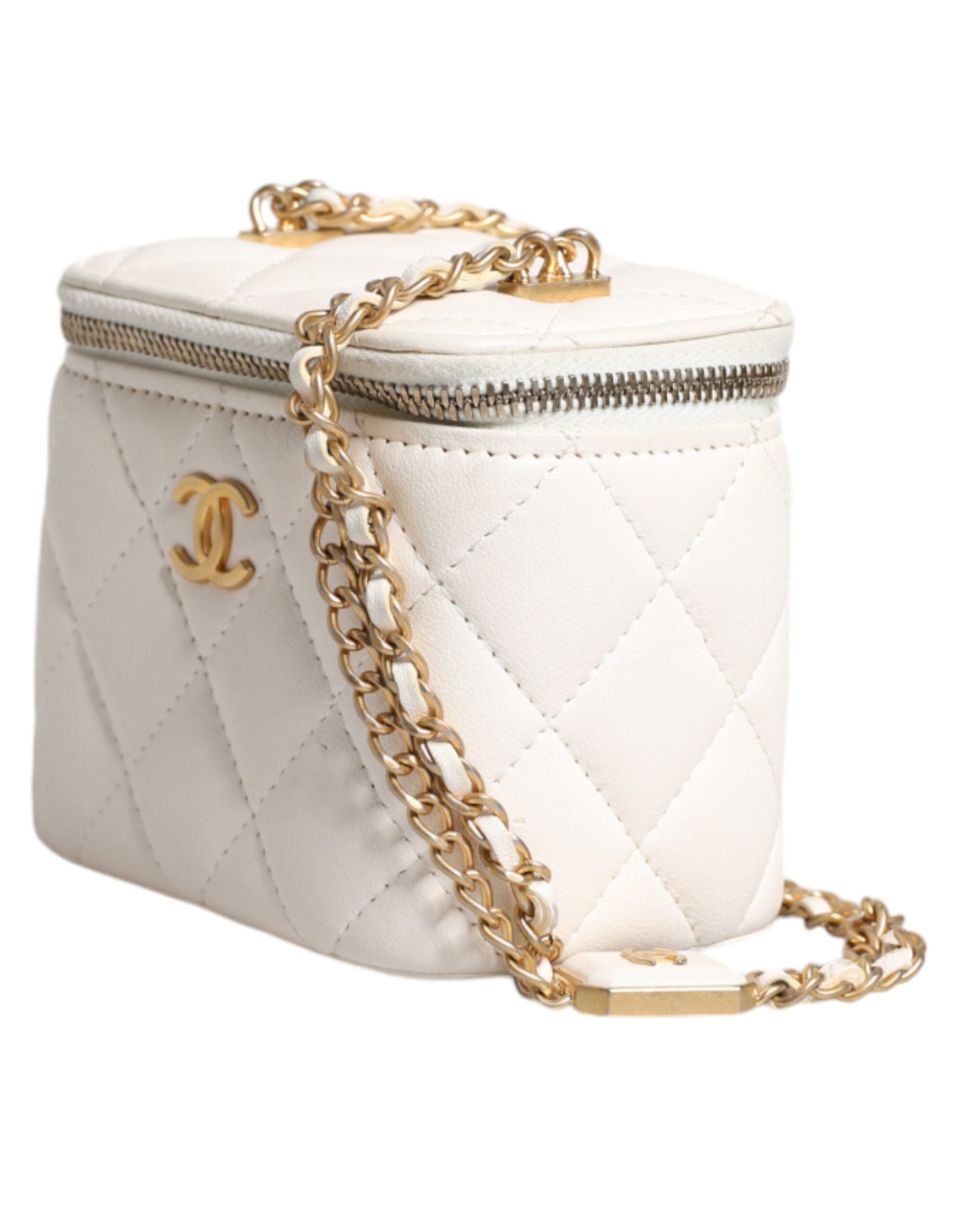 Espelho de maquiagem Chanel em couro de cordeiro matelassê branco e dourado com corrente de ombro