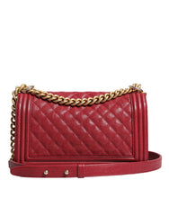 Bolsa de ombro média Chanel em couro de cordeiro vermelho com corrente dupla dourada