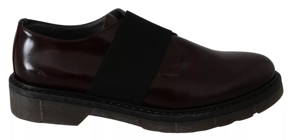 Sapatos Dr. Martens de couro marrom escuro com tira elástica