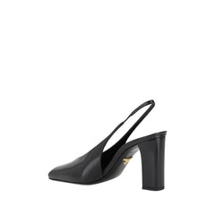 Sapatos Prada de couro de bezerro preto