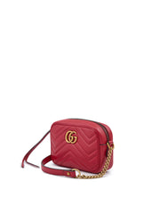 Bolsa para câmera GG Marmont de couro vermelho da Gucci
