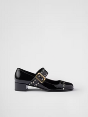 Sapatos Mary Jane Prada em couro envernizado preto