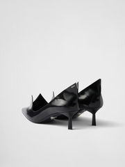 Sapatos Prada de couro escovado preto
