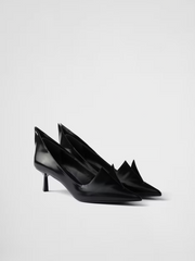 Sapatos Prada de couro escovado preto