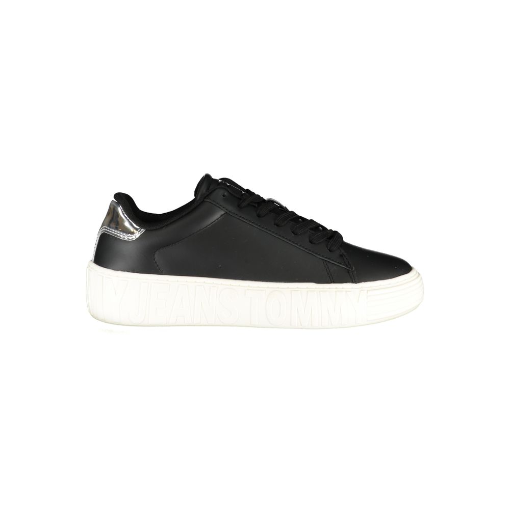 Tênis Tommy Hilfiger Preto de Couro Feminino