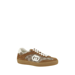 Tênis Gucci com estampa GG