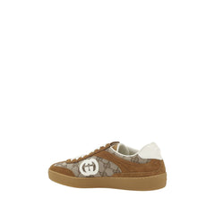 Tênis Gucci com estampa GG