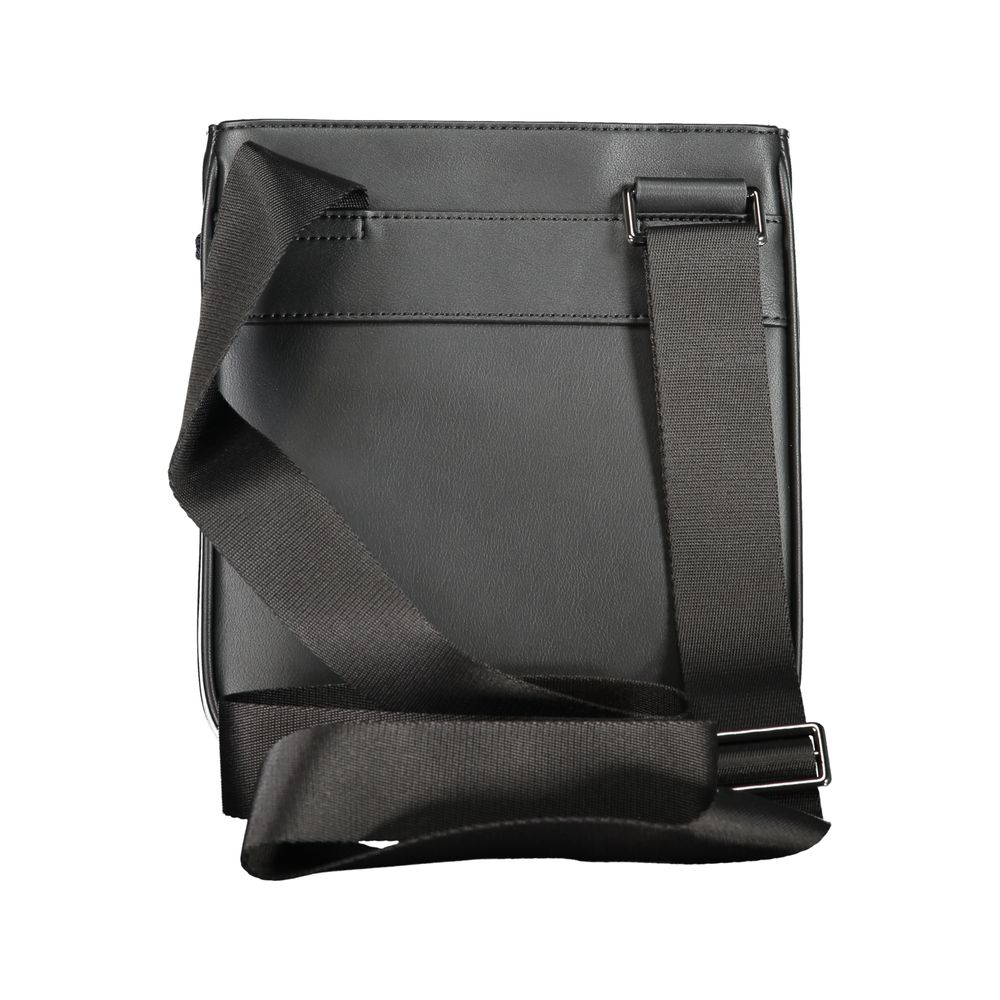 Bolsa de ombro Tommy Hilfiger preta de polietileno