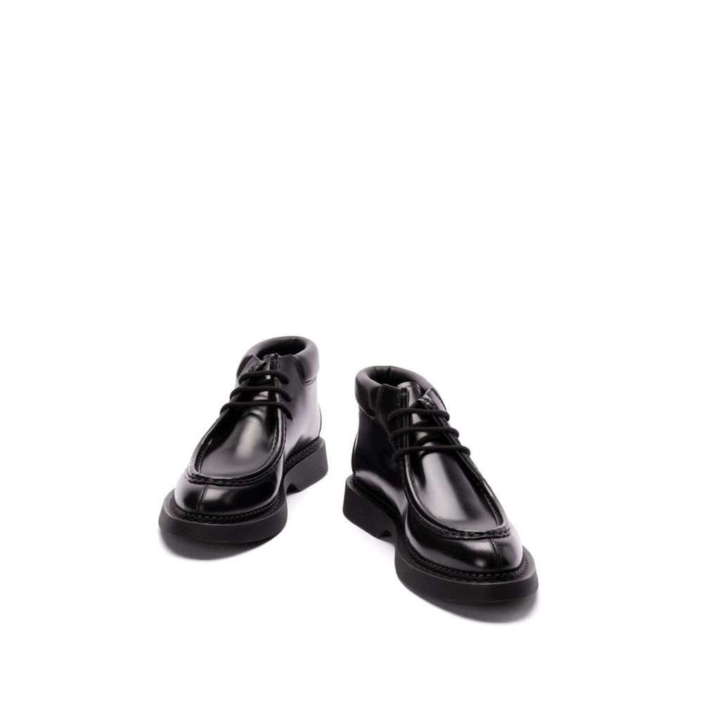 Botas Saint Laurent Arno com cadarço