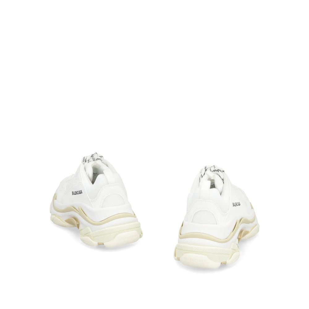 Tênis Balenciaga Triple S de cano baixo