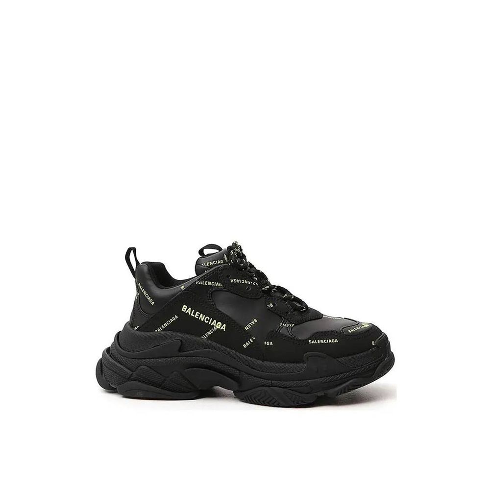 Tênis Balenciaga Triple S