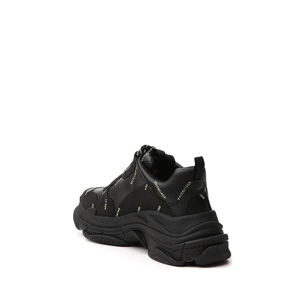 Tênis Balenciaga Triple S