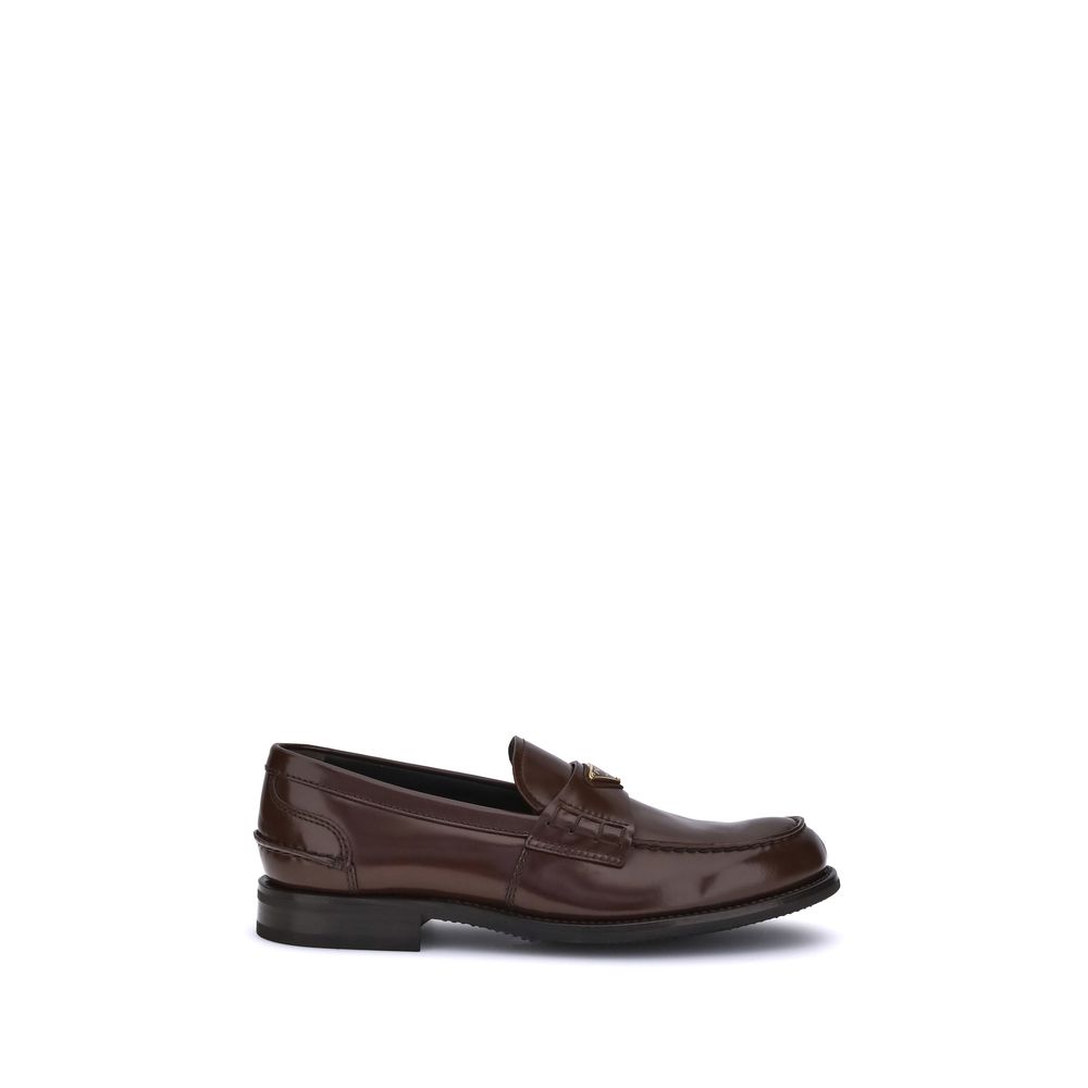 Mocassins Prada com placa triangular