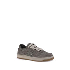 Tênis de couro Prada Suede