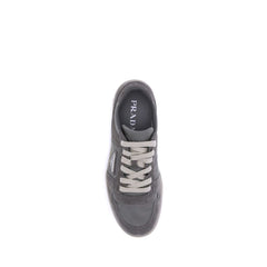 Tênis de couro Prada Suede